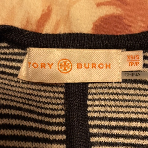 Tory Burch navy reversible poncho/ cape - Picture 4 of 6